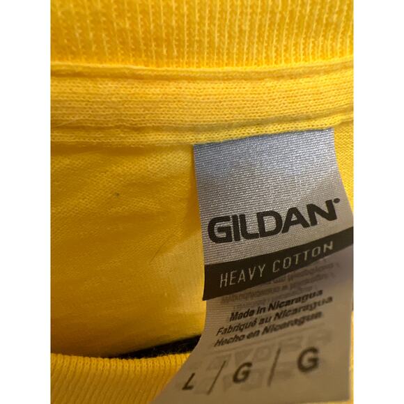 NWT Gildan Pack of 2 Men Heavy Cotton Crewneck Pullover Shirt Size L & XL Yellow - Picture 3 of 4